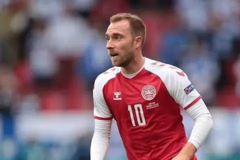 الاتحاد الدنماركي يكشف عن حالة إريكسن بعد سقوطه أمام أوكرانيا